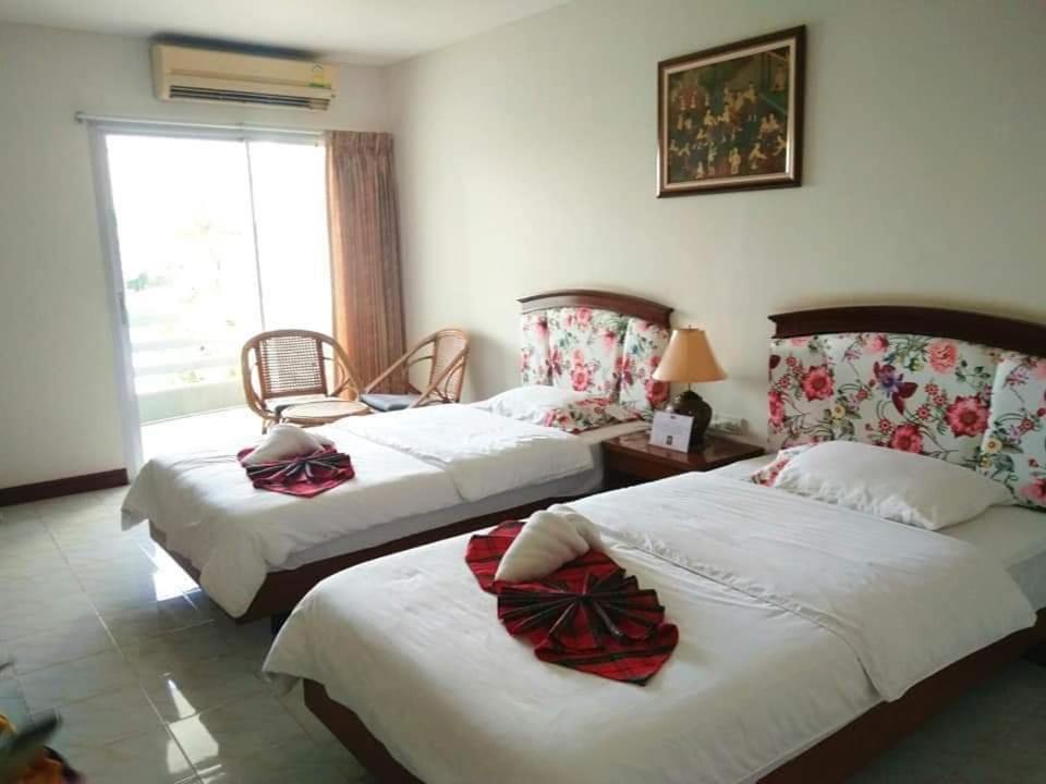Kiengpiman Hotel Mukdahan Esterno foto