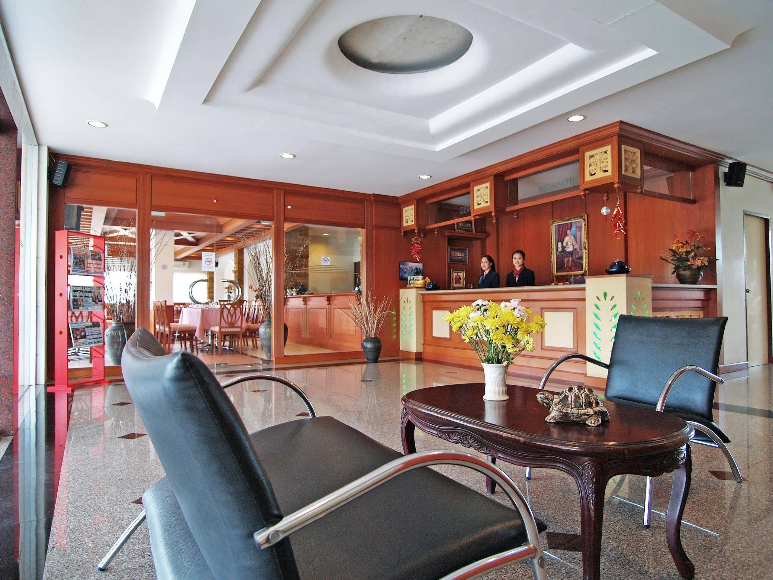 Kiengpiman Hotel Mukdahan Esterno foto